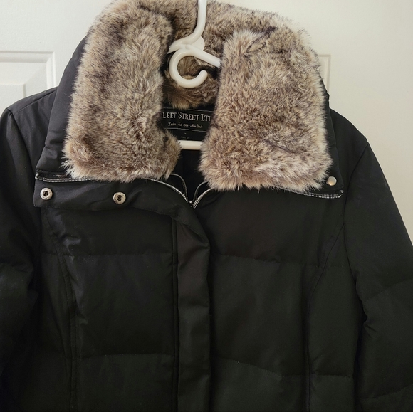 (Like New) Women's Fleet Street Hooded Faux Silk Jacket Size M. - Picture 4 of 15